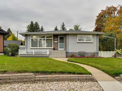 5336 111 Av Nw Nw, Edmonton, AB 