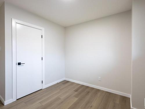 15239 83 Avenue, Edmonton, AB - Indoor Photo Showing Other Room