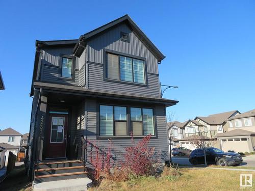 4231 Chichak Cl Sw, Edmonton, AB 