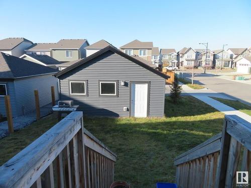 4231 Chichak Close, Edmonton, AB - Outdoor