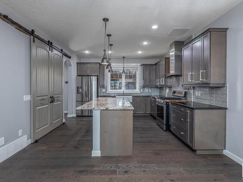 5108 Corvette Street, Edmonton, AB - Indoor Photo Showing Kitchen With Upgraded Kitchen