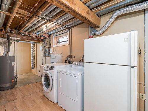 10522 21 Avenue, Edmonton, AB - Indoor Photo Showing Laundry Room