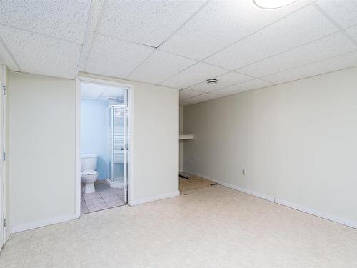 10522 21 Avenue, Edmonton, AB - Indoor Photo Showing Other Room