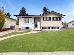 6212 146 AV NW  Edmonton, AB T5A 1T3