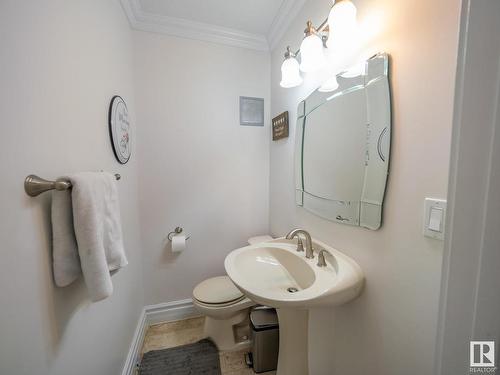 11636 95A Street, Edmonton, AB - Indoor Photo Showing Bathroom