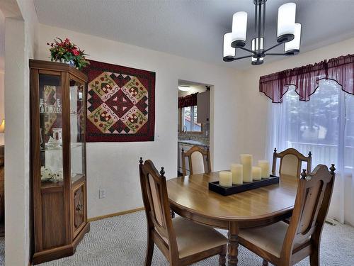 5152 32 Street, Rural Wetaskiwin County, AB - Indoor Photo Showing Dining Room