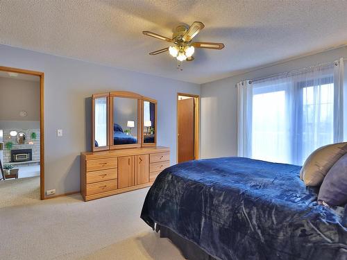 5152 32 Street, Rural Wetaskiwin County, AB - Indoor Photo Showing Bedroom