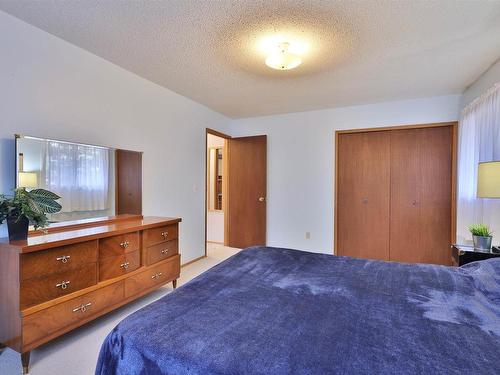 5152 32 Street, Rural Wetaskiwin County, AB - Indoor Photo Showing Bedroom