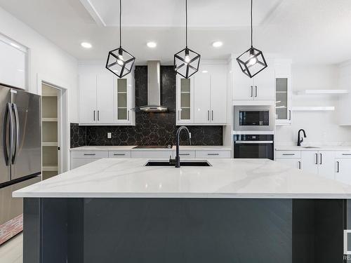 2015 Flycatcher, Edmonton, AB - Indoor Photo Showing Kitchen With Upgraded Kitchen