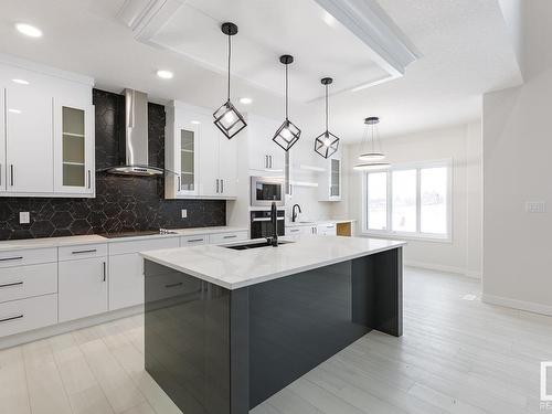 2015 Flycatcher, Edmonton, AB - Indoor Photo Showing Kitchen With Upgraded Kitchen