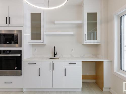 2015 Flycatcher, Edmonton, AB - Indoor Photo Showing Kitchen