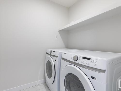 2015 Flycatcher, Edmonton, AB - Indoor Photo Showing Laundry Room