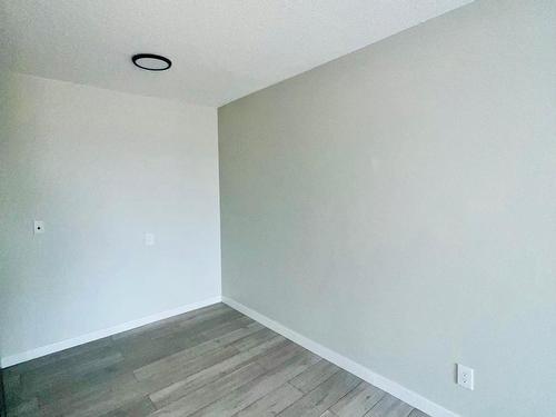 37 13230 Fort Road, Edmonton, AB - Indoor Photo Showing Other Room