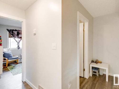 748 Saddleback Road, Edmonton, AB - Indoor Photo Showing Other Room