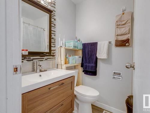 748 Saddleback Road, Edmonton, AB - Indoor Photo Showing Bathroom