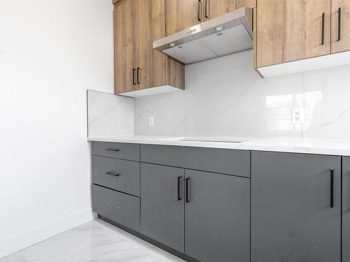 1812 62 Avenue, Rural Leduc County, AB - Indoor Photo Showing Kitchen