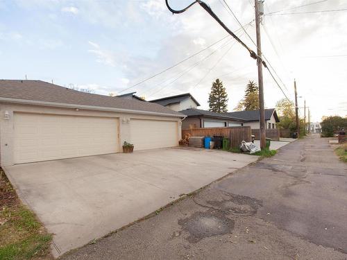 9824 73 Av Nw, Edmonton, AB 