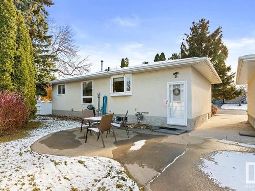 18 Oriole Cr, Sherwood Park, AB 