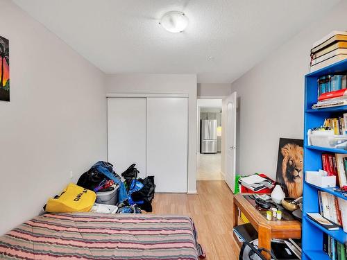 132 592 Hooke Road, Edmonton, AB - Indoor Photo Showing Bedroom