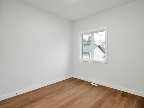 11932 64 Street Nw, Edmonton, AB - Indoor Photo Showing Other Room