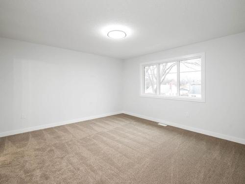 11932 64 Street Nw, Edmonton, AB - Indoor Photo Showing Other Room