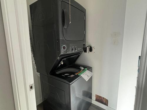 303 6307 118 Avenue, Edmonton, AB - Indoor Photo Showing Laundry Room