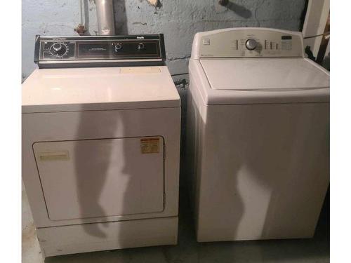 11303 86 Street, Edmonton, AB - Indoor Photo Showing Laundry Room