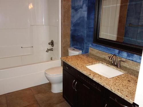 5102 53A Avenue, Legal, AB - Indoor Photo Showing Bathroom