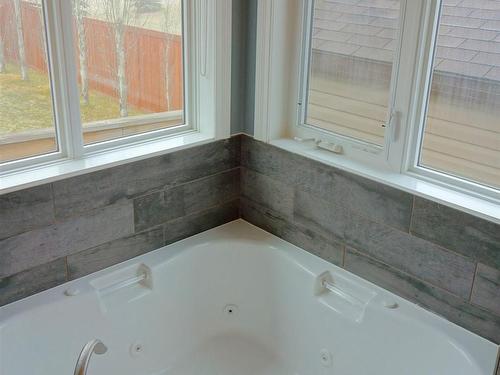 5102 53A Avenue, Legal, AB - Indoor Photo Showing Bathroom