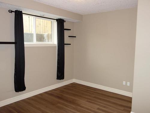 5102 53A Avenue, Legal, AB - Indoor Photo Showing Other Room