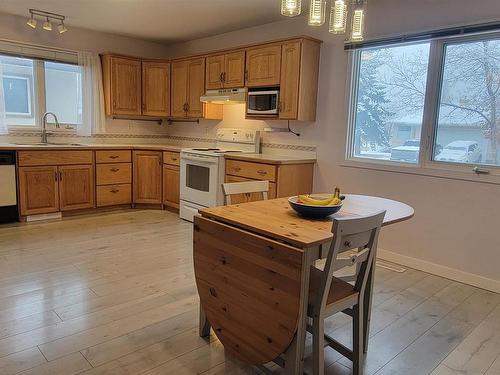 4813 64 Street, Camrose, AB - Indoor Photo Showing Kitchen