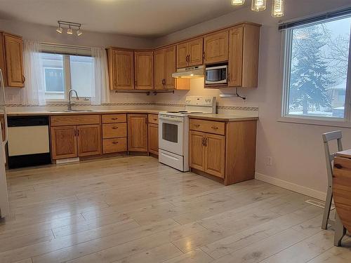 4813 64 Street, Camrose, AB - Indoor Photo Showing Kitchen