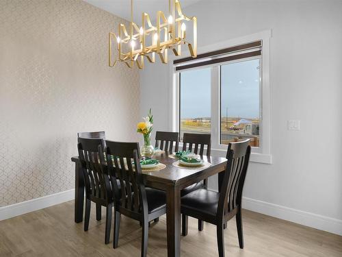 15852 29 Avenue, Edmonton, AB - Indoor Photo Showing Dining Room