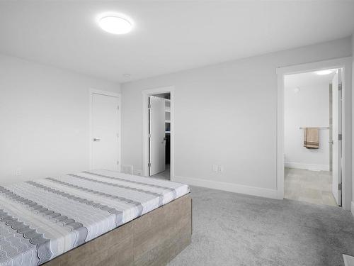 15852 29 Avenue, Edmonton, AB - Indoor Photo Showing Bedroom