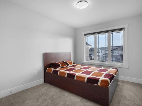 15852 29 Avenue, Edmonton, AB - Indoor Photo Showing Bedroom