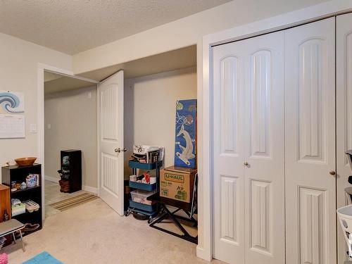 10560 52 Avenue, Edmonton, AB - Indoor