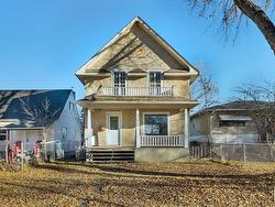 11615 84 ST NW  Edmonton, AB T5B 3C1