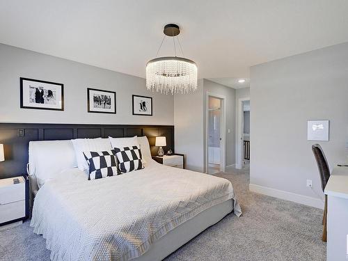 3644 Hummingbird Way, Edmonton, AB - Indoor Photo Showing Bedroom