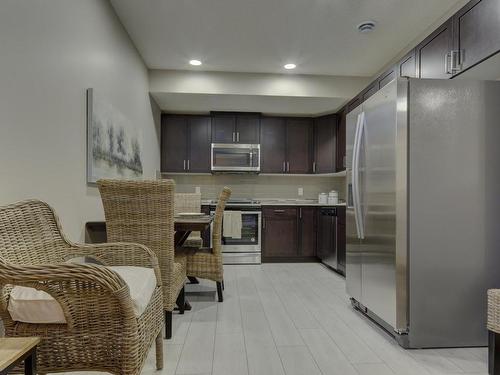 1419 29 Street, Edmonton, AB - Indoor Photo Showing Kitchen