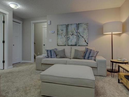 1419 29 Street, Edmonton, AB - Indoor Photo Showing Living Room