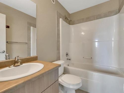 880 Cy Becker Drive, Edmonton, AB - Indoor Photo Showing Bathroom