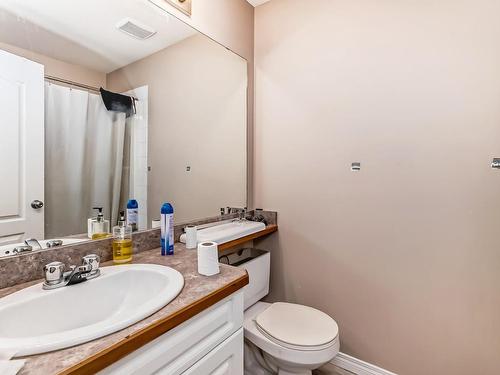 135 3425 19 St, Edmonton, AB - Indoor Photo Showing Bathroom