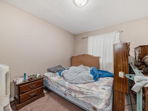 135 3425 19 St, Edmonton, AB - Indoor Photo Showing Bedroom