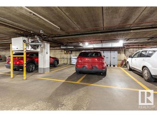 411 14810 51 Avenue, Edmonton, AB - Indoor Photo Showing Garage