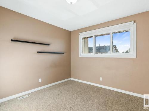 9 14115 82 Street, Edmonton, AB - Indoor Photo Showing Other Room