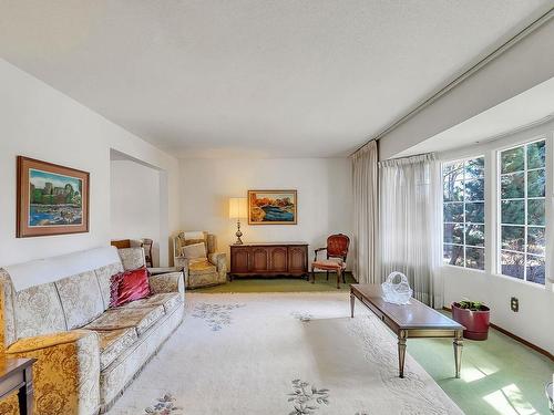 2A Westbrook Drive, Edmonton, AB - Indoor Photo Showing Living Room