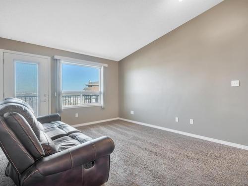 440 1520 Hammond Gate, Edmonton, AB - Indoor