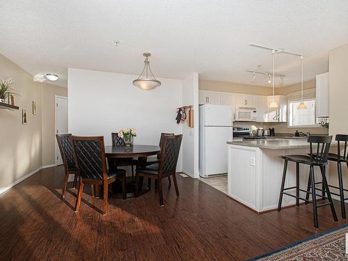 301 10528 77 Avenue, Edmonton, AB - Indoor