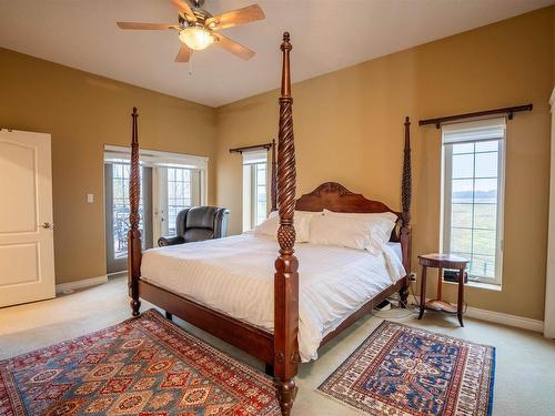 54010 Rge Road 41, Rural Lac Ste. Anne County, AB - Indoor Photo Showing Bedroom