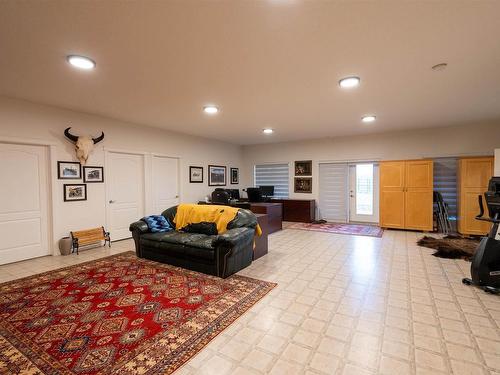 54010 Rge Road 41, Rural Lac Ste. Anne County, AB - Indoor